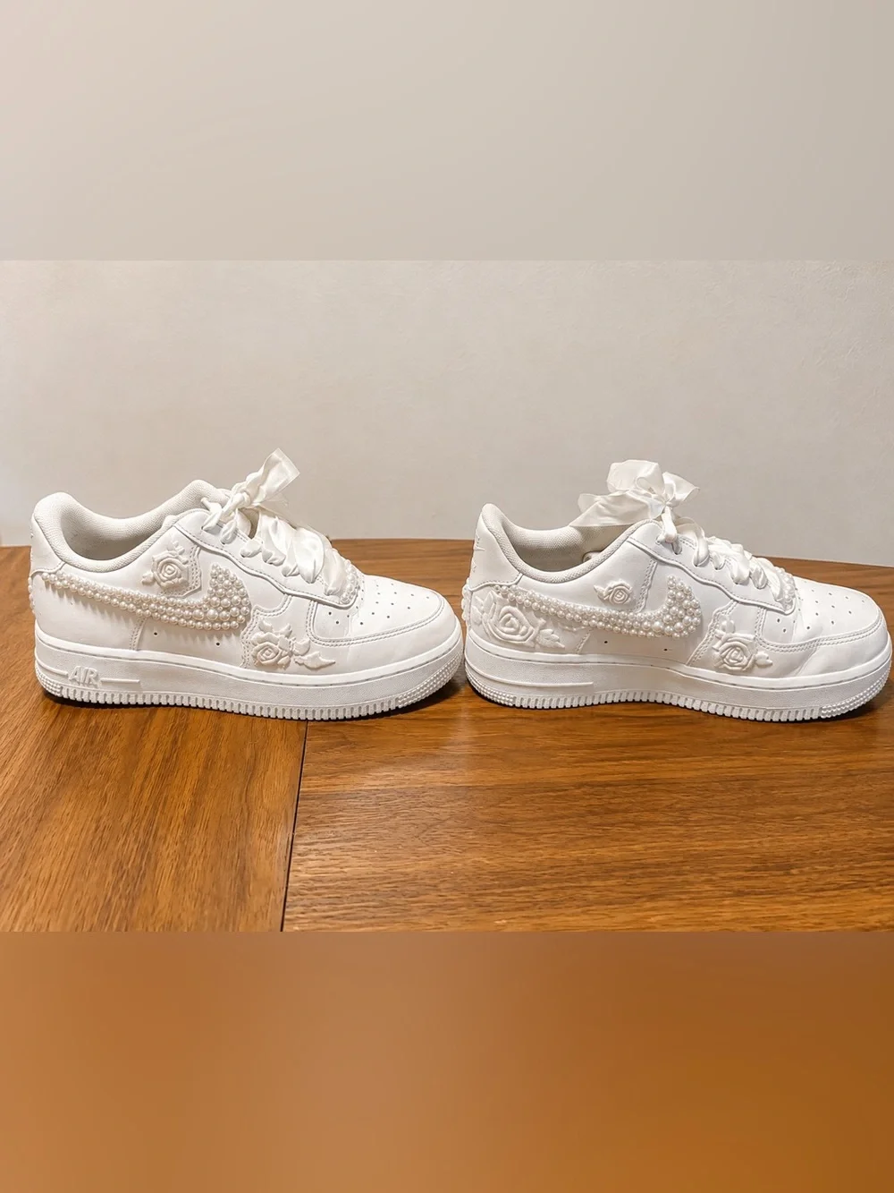 Nike Air Force 1 ’07 LX Pearl White Floral Rose Satin Women’s Size 7 HF2016-100